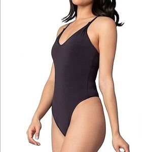 NWT Velvet Rose Scarlett‎ Sleeveless V Neck Cami Bodysuit Black Women’s Size XS